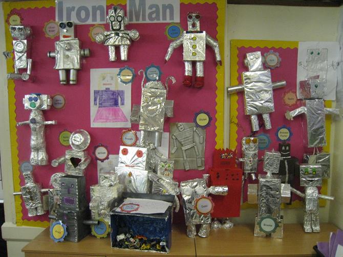 When did iron man 3 come out picture